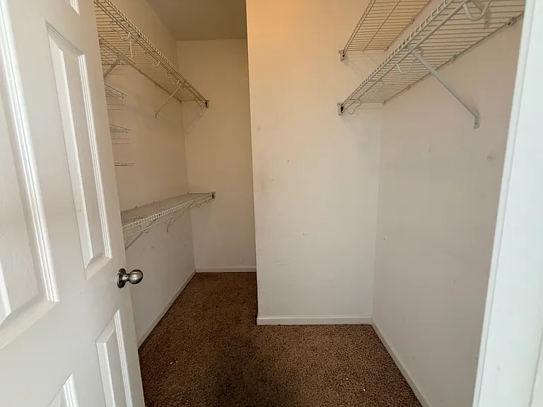 2938 Summit Dr — Photo 16