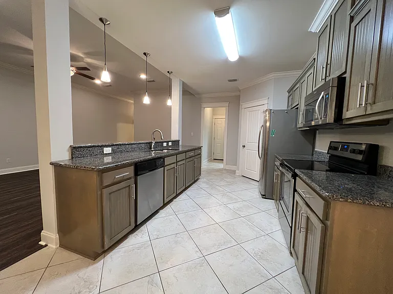 7700 Kari Ln — Photo 2