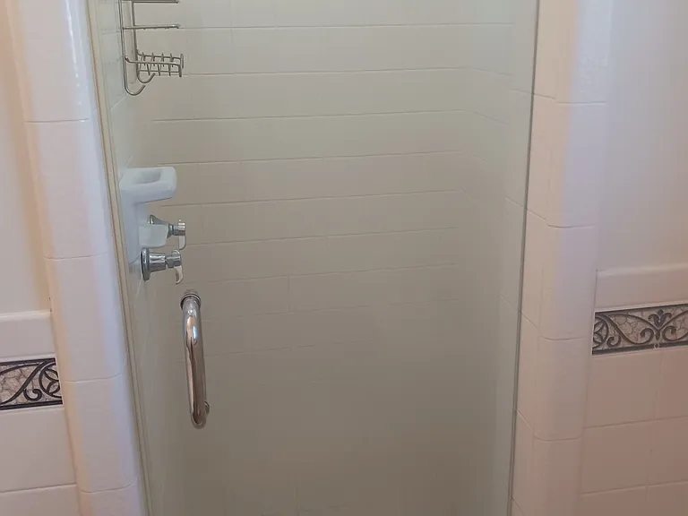 WALK IN SHOWER