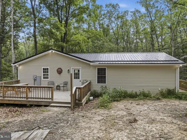 345 Albino Dr, Springfield, WV 26763