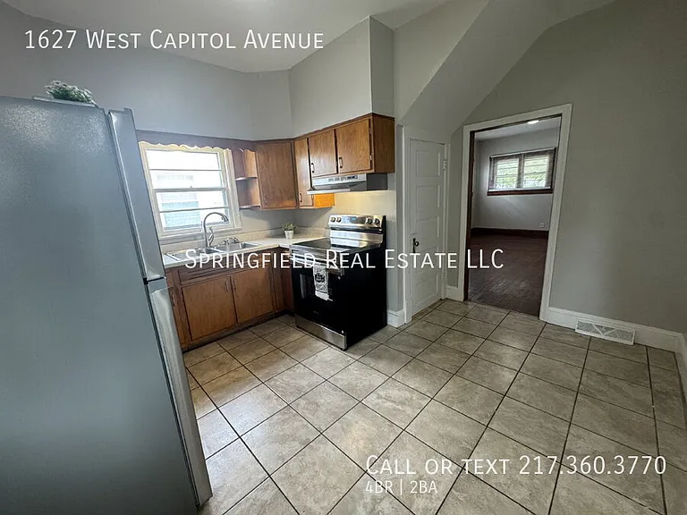 1627 W Capitol Ave — Photo 8