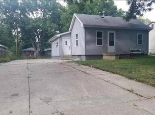 930 Furnas Ave, Lincoln, NE 68521
