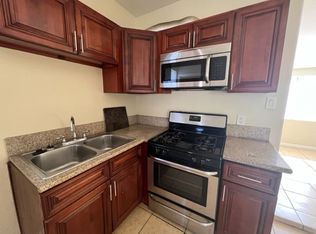 3 bedroom 1 bathroom home located in San Bernardino, CA, San Bernardino, CA 92404