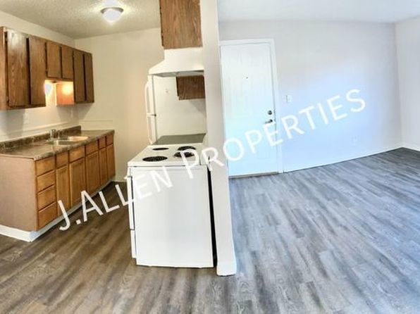 1805 Parker Cir APT A