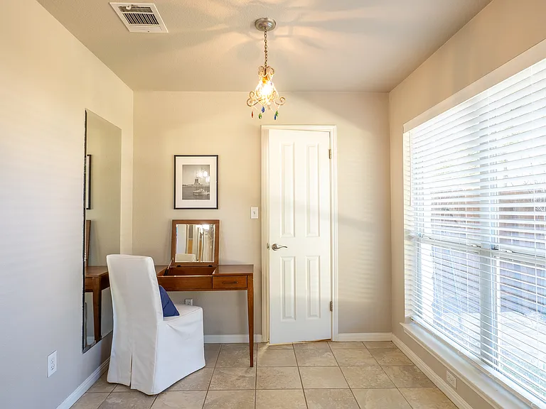 17200 Poncho Springs Ln — Photo 8