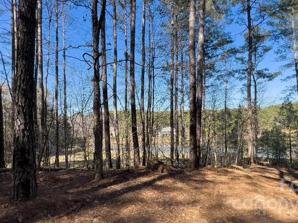 5208 Port Ln, Port Ln, NC 28630