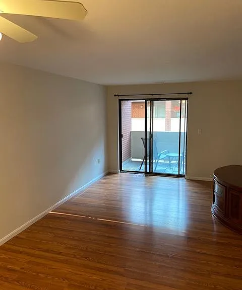 20 Central St #210 — Photo 2