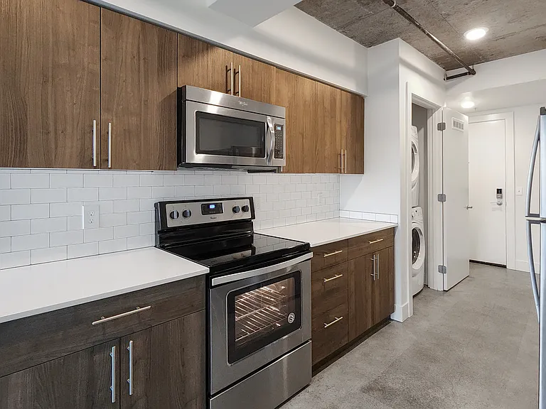 Dunn Motors Apartments — Photo 80
