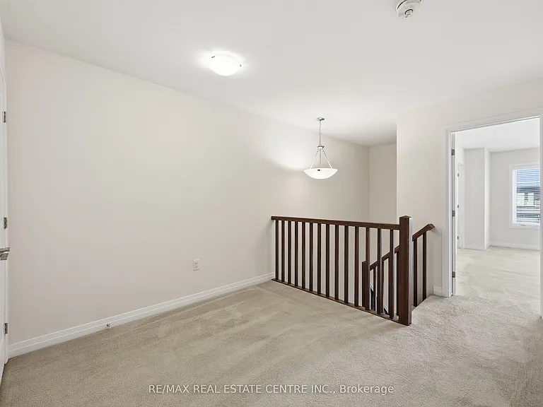 37 Greenwich Ave — Photo 23