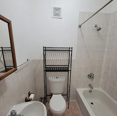 Rented by Oxford Property Group | media 13