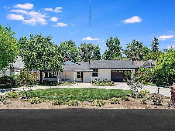 2nd image of 23133 Mariano St