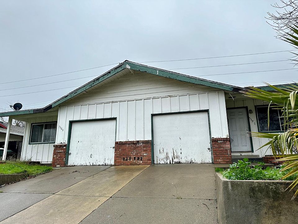 2nd image of 5389 Castle St