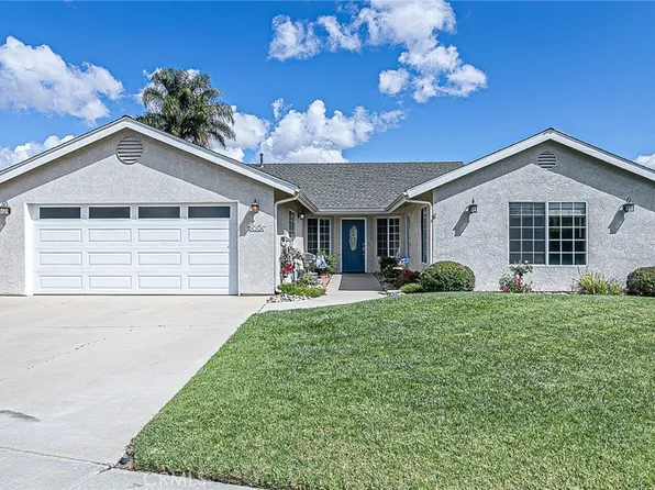 935 E Rainbow Dr, Santa Maria, CA 93455