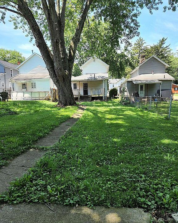 2nd image of 416 Eddy St