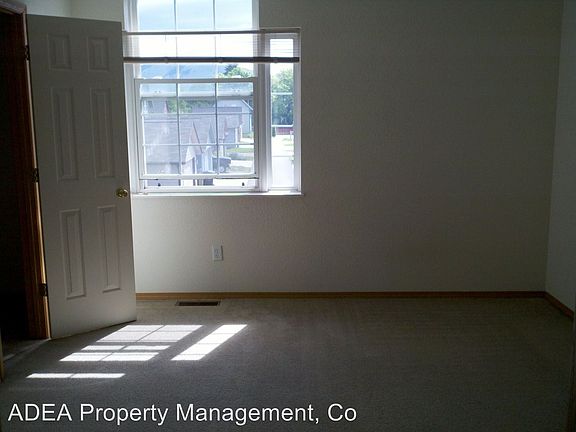 5th image of 307 A Bentley Park Loop