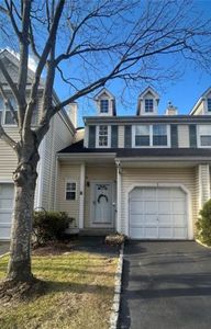 3 Chelsea Dr #3, Smithtown, NY, 11787