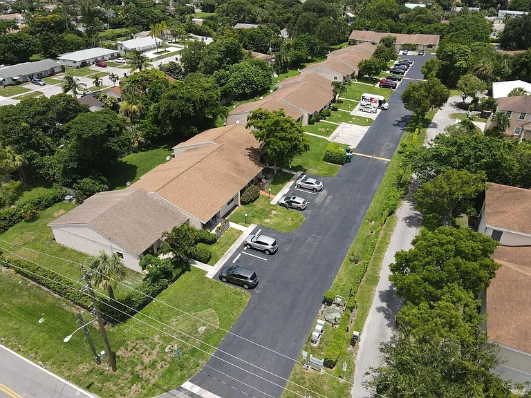 3797 Park Lane Villas Rd — Photo 13