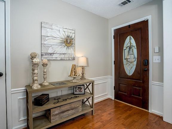3rd image of 329 Bramford Way NW