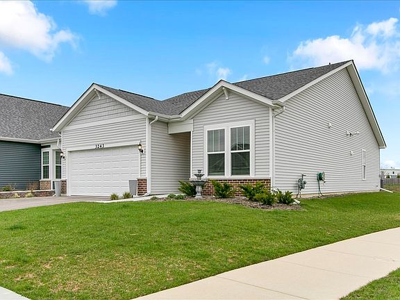 3rd image of 3243 Sweetgrass Cir