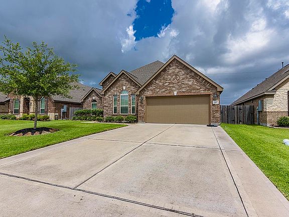 2nd image of 283 W Creek Dr
