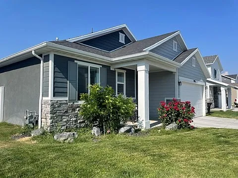 W Red Maple Dr — Photo 1