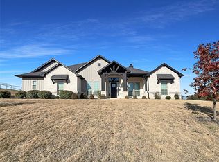 405 Oak Meadow Ln, Weatherford, TX 76085