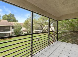 610 Gardens Dr APT 203, Pompano Beach, FL 33069