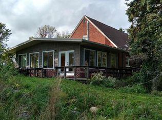 5444 E Whitefeather Rd, Pinconning, MI 48650