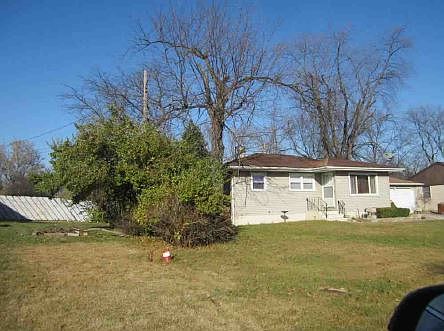3rd image of 3820 W 79th Pl