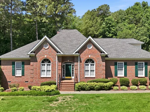 1437 Kinsdale Dr, Raleigh, NC 27615