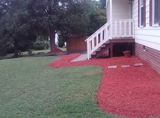 8024 Elkhardt Rd, North Chesterfield, VA 23235