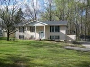 4901 Hogue Rd, Evansville, IN 47712