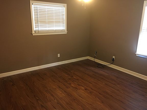 5th image of 310 Sharondale Rd