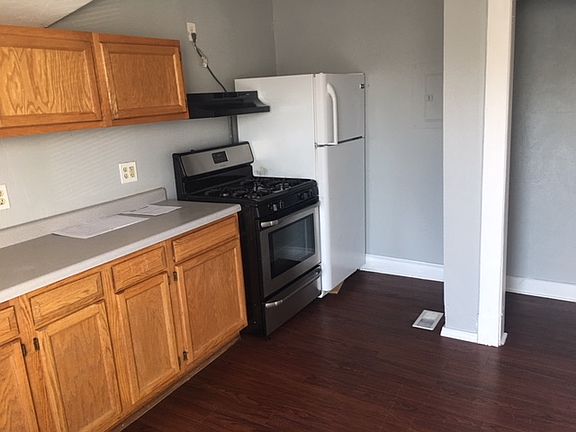5th image of 918 Jefferson St #1