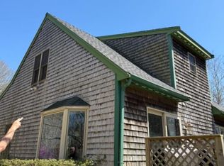 10 Red Pony Rd W, Vineyard Haven, MA 02568