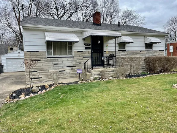 3515 Lenox Ave, Youngstown, OH 44502