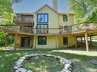 S78W30212 Sugden Rd, Mukwonago, WI 53149