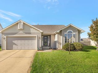 717 Sedgegrass Dr, Champaign, IL 61822