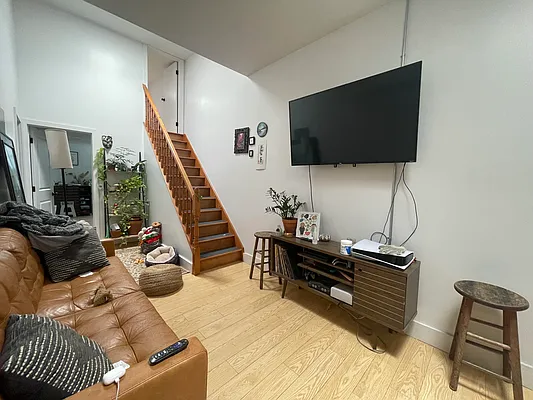Rented by Oxford Property Group | media 1