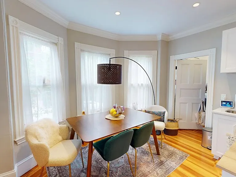 8 Walter St #1 — Photo 4