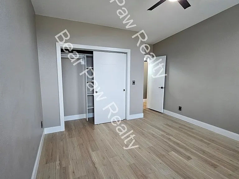 1615 E 22nd St — Photo 5