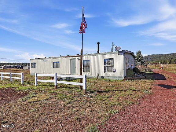 3rd image of 6830 N Highway 180