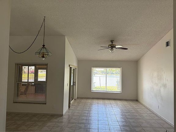 2nd image of 1466 Vicks Dr