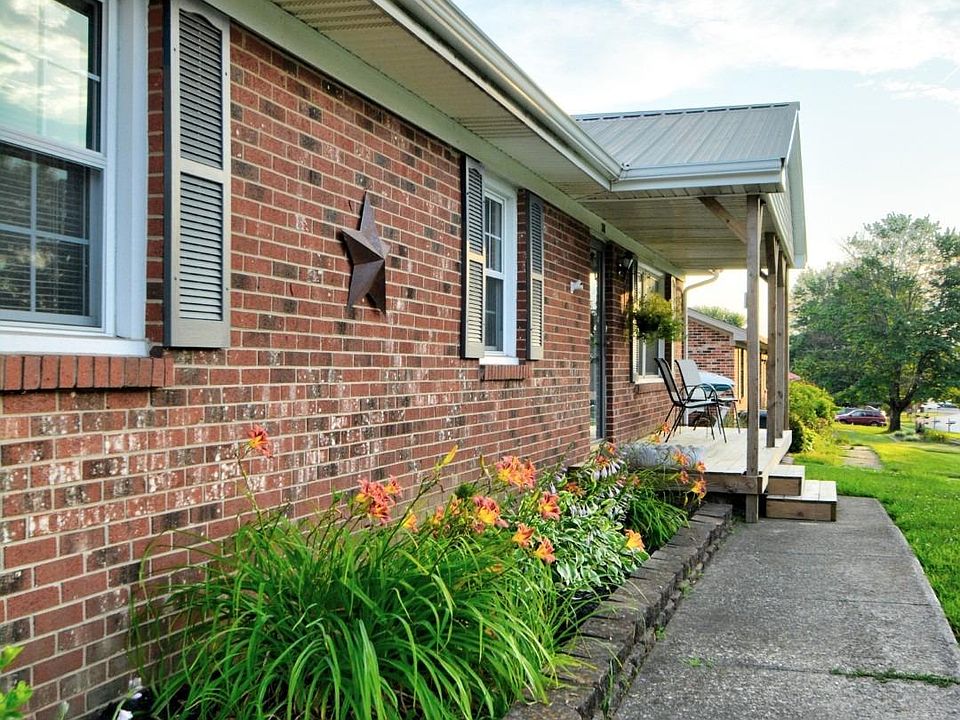 1st image of 211 longview Dr