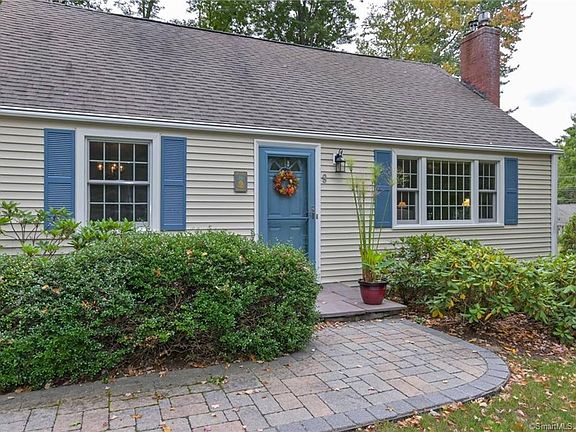 2nd image of 9 Cricket Ln