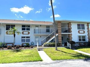 1207 S Lakes End Dr APT E2, Fort Pierce, FL 34982
