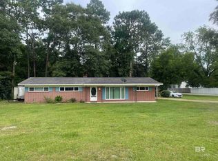 902 E 5th St, Bay Minette, AL 36507