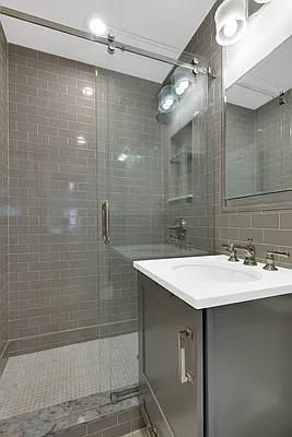 Rented by Compass | media 24