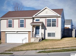 7520 N 110th Ave, Omaha, NE 68142