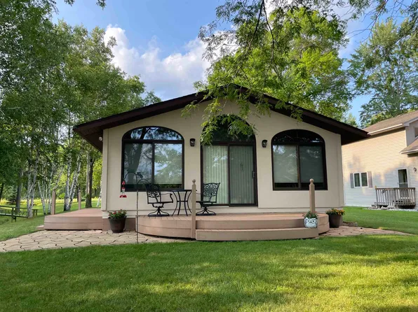 4686 Mohawk Trl, Gladwin, MI 48624
